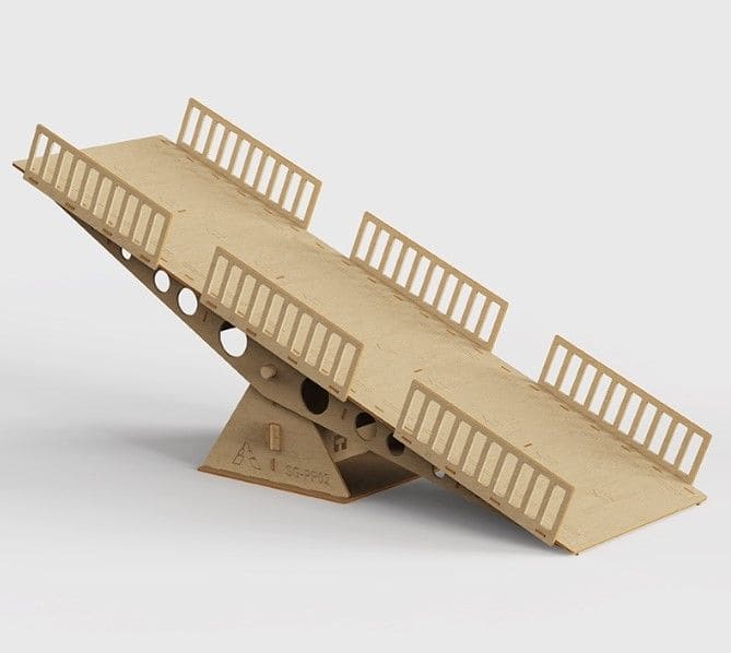 1/18 WOODEN CRAWLING TRACK